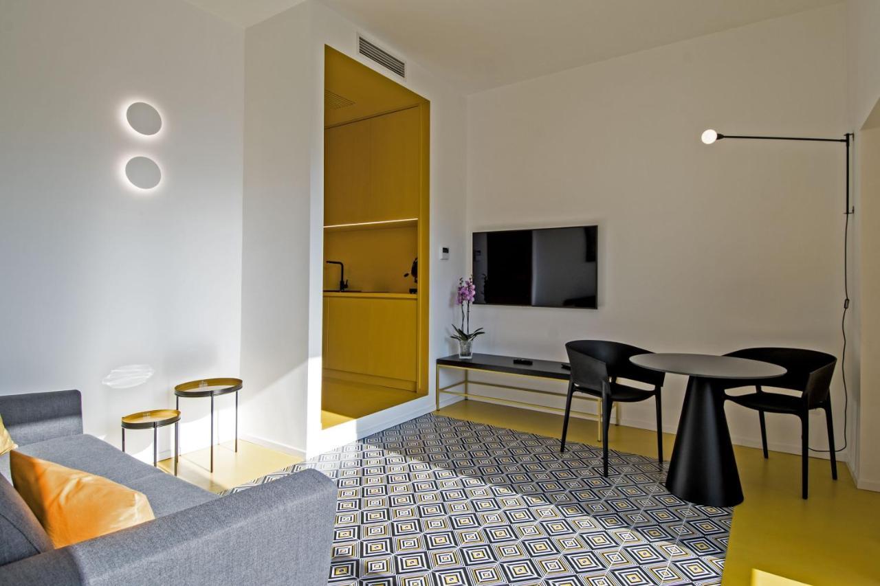 Toraldo Suites - Dimore Partenopee Неаполь Екстер'єр фото