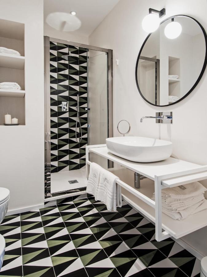 Toraldo Suites - Dimore Partenopee Неаполь Екстер'єр фото